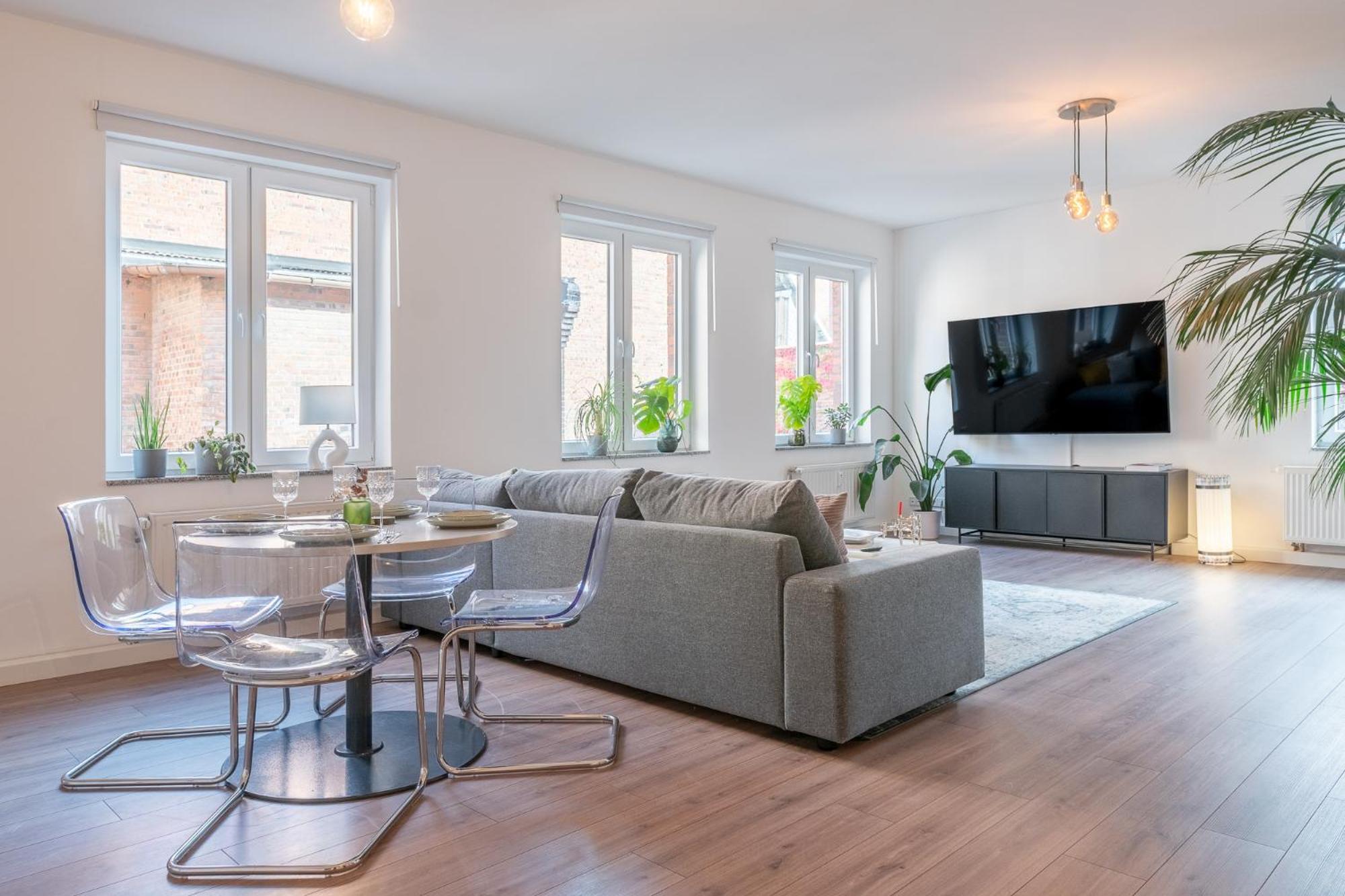 Luxurioeses Apartment, 10Min Innenstadt, Parkplatz Erfurt Ngoại thất bức ảnh