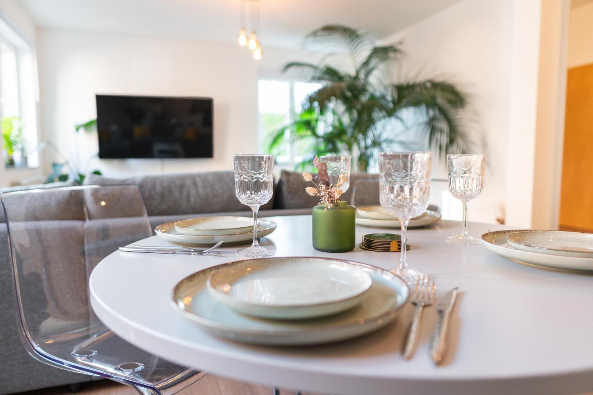 Luxurioeses Apartment, 10Min Innenstadt, Parkplatz Erfurt Ngoại thất bức ảnh
